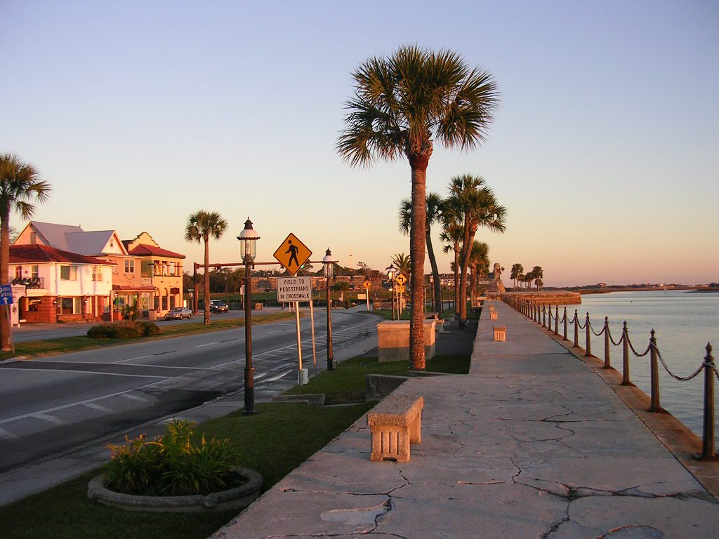 Bayfront Seawall (Wade-In Viewpoint)