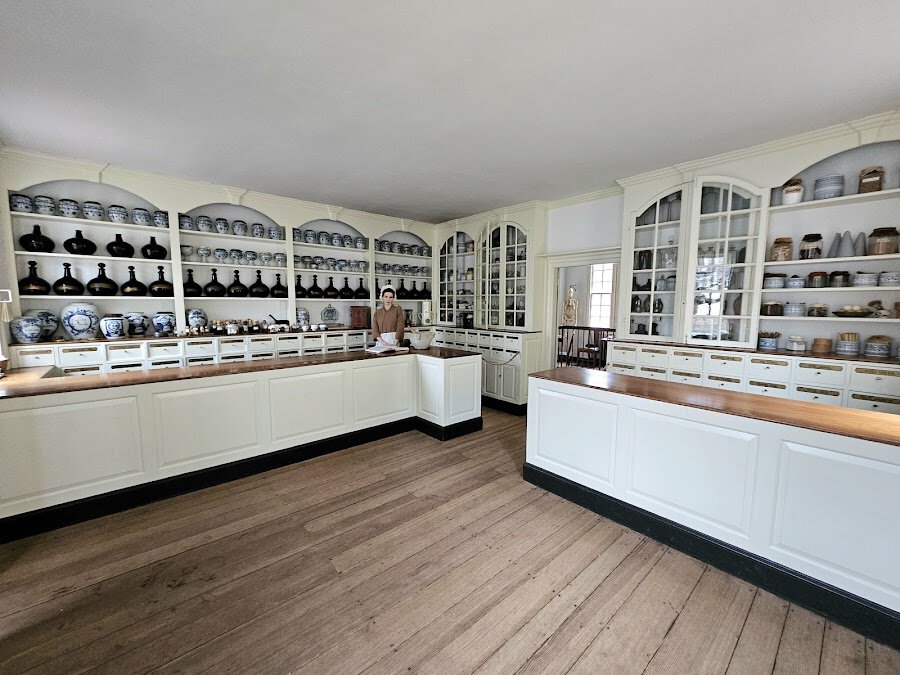 Colonial Williamsburg Apothecary