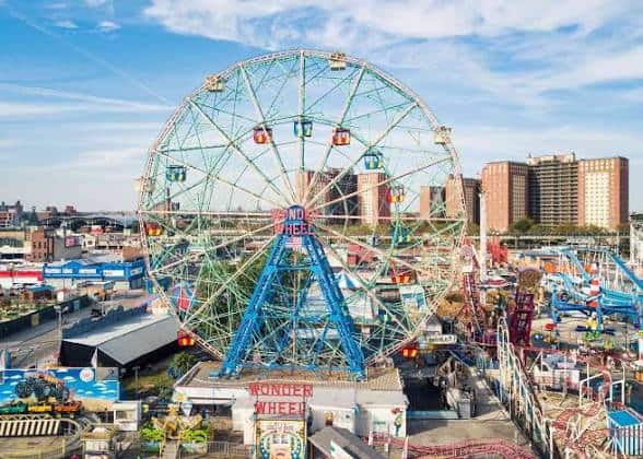 Deno's Wonder Wheel Amusement Park