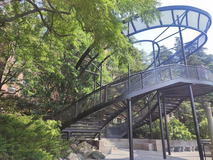South Cove Park