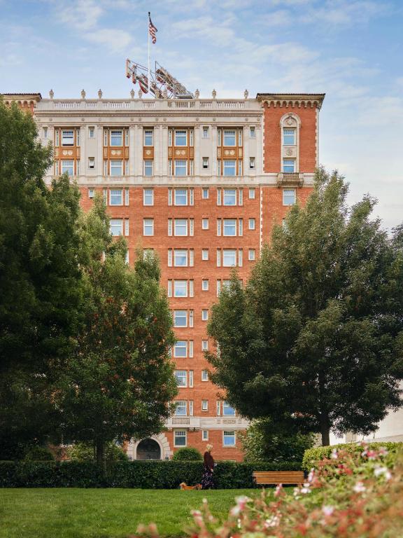 The Huntington Hotel